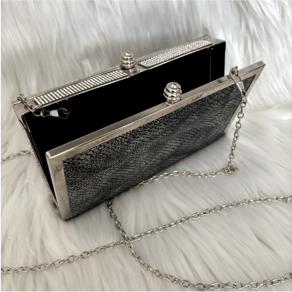 Convertible Evening Clutch - Picture 7 of 10